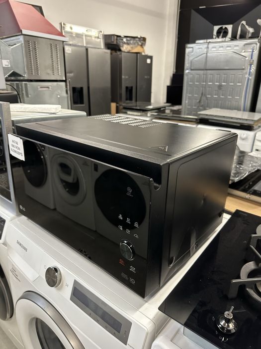 Cuptor cu microunde combinat LG MJ3965BPS