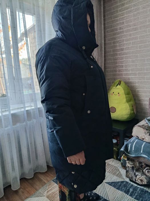 Продам женский зимний пуховик