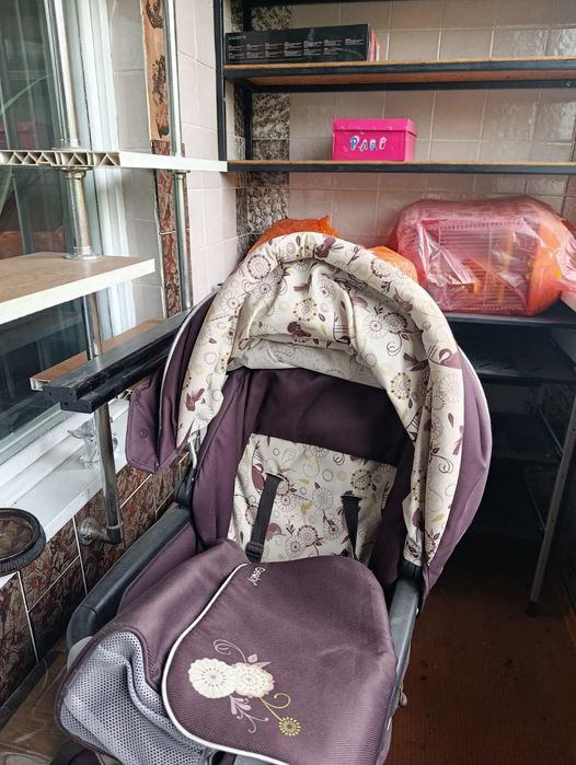 Коляска Geoby Baby Lux C706 2в1