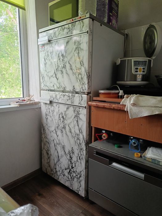 Продам холодильник