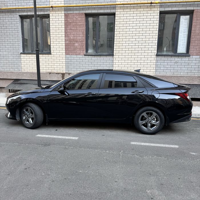Hyundai Elantra 2021