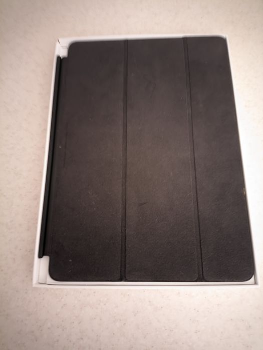 Продам умный чехол на айпад