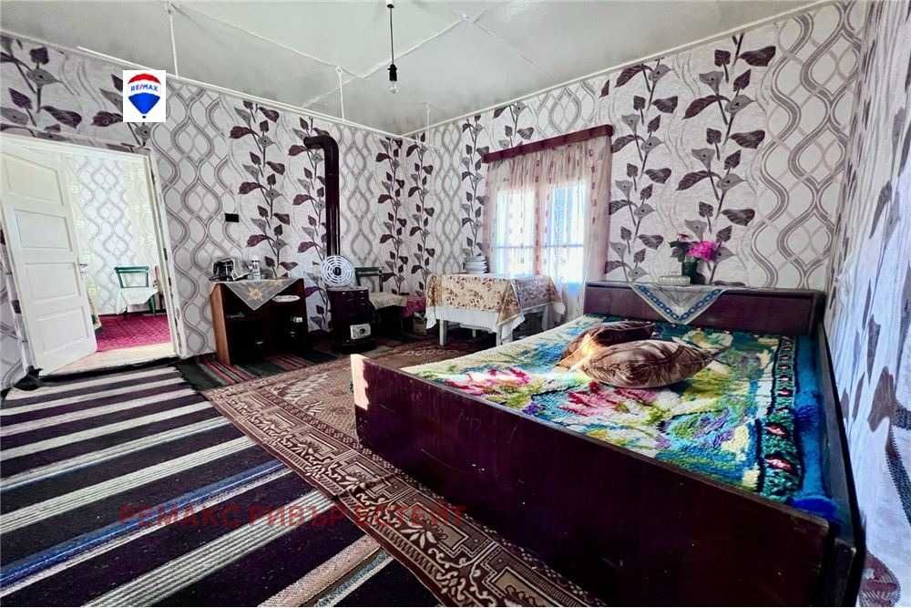 Продава се Къща в с. Кошов, Област Русе - 180 кв.м за 139 €/кв.м - Снимка #1