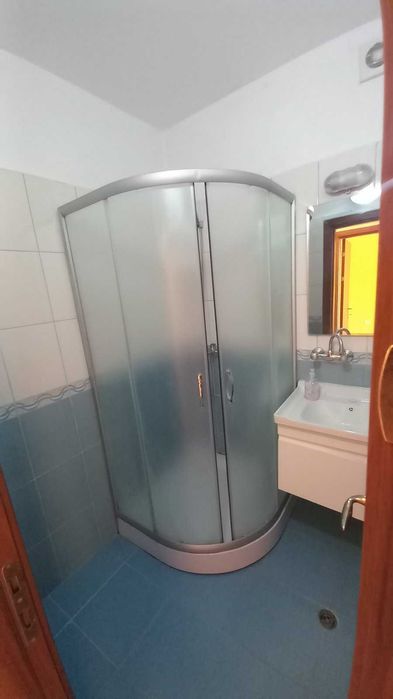 Дава се под наем Тристаен апартамент в Разград, Бели Лом - 100 кв.м за 300 € - Снимка #3