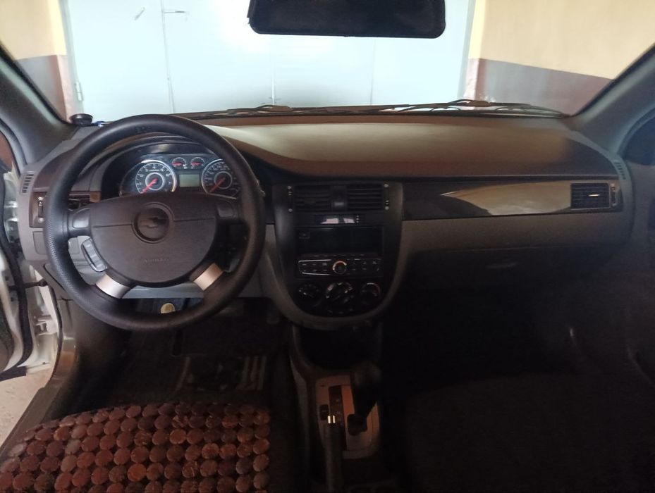 Chevrolet Gentra2023