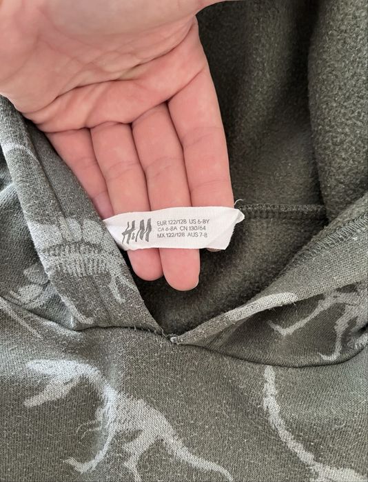 суитчъри 6 бр = 6 €   за момче 4-5г