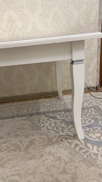 Продается 2 стола по 2 метра