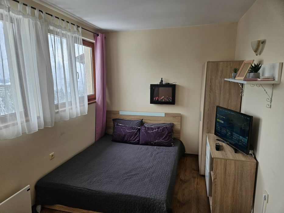 Дава се под наем Едностаен апартамент в к.к. Пампорово - 30 кв.м за 298.86 € - Снимка #1