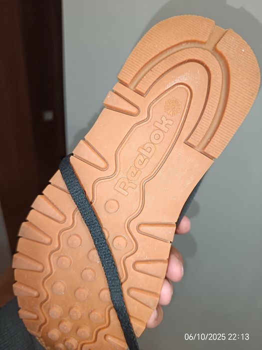 Adidasi reebok Nr 36 noi