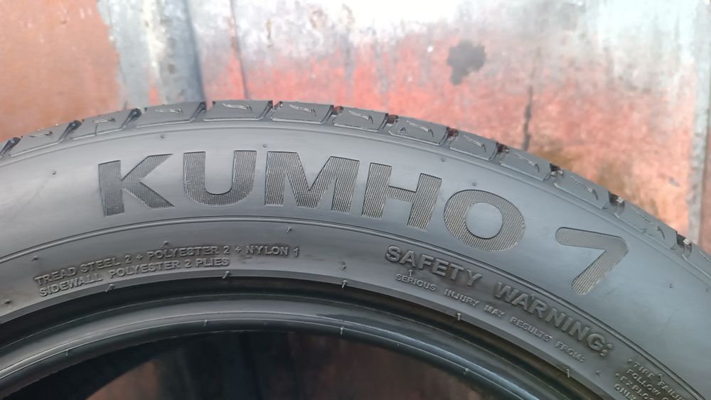 225/55/18 Kumho .Дот 1723