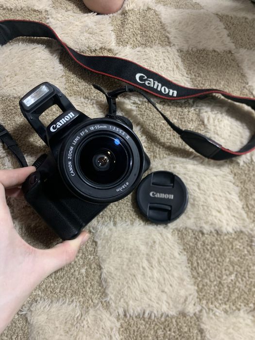 Камера Canon 4000D