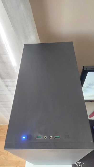 Компютър за работа и гейминг