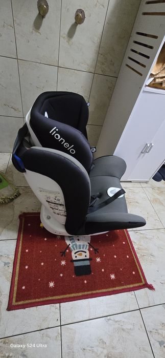 Scaun auto bebe cu isofix