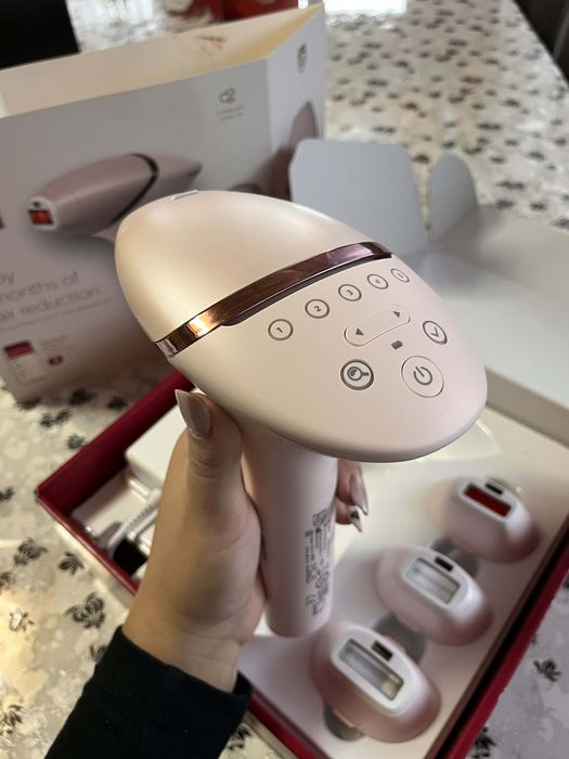 Epilator IPL Philips Lumea Seria 9000 BRI958/00