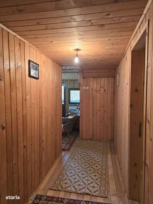 Breaza, Casa de vanzare, 7 camere, teren, livada 3800m², zona centrala