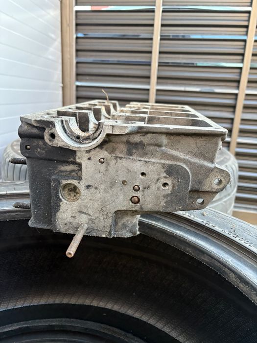 Глава за VW 038 103