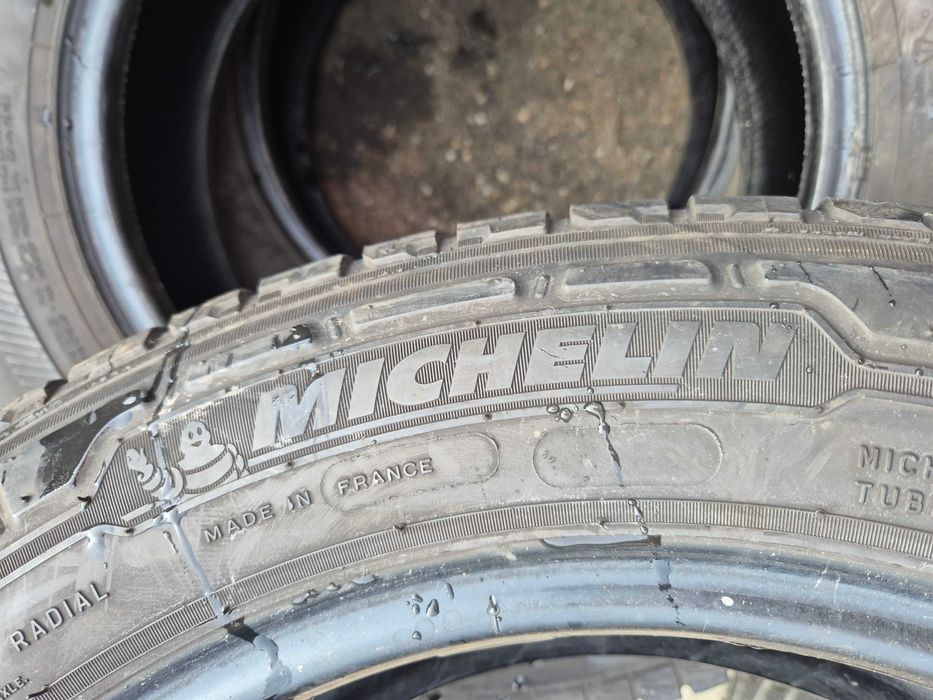 2 Anvelope VARA IARNA 4 Sezoane  215/60/17C  Michelin APP NOI DOT 2021