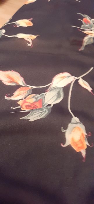 Voal negru cu imprimeu