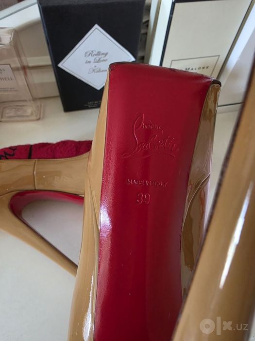 Christian Louboutin — Каблуки