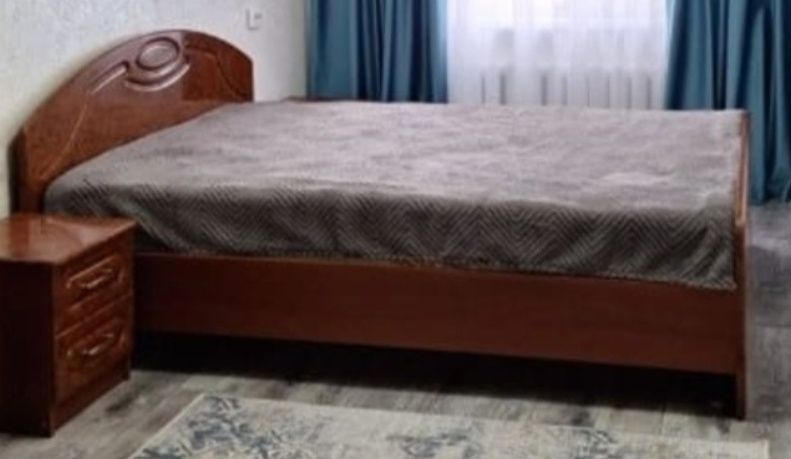 Кровать двуспальная