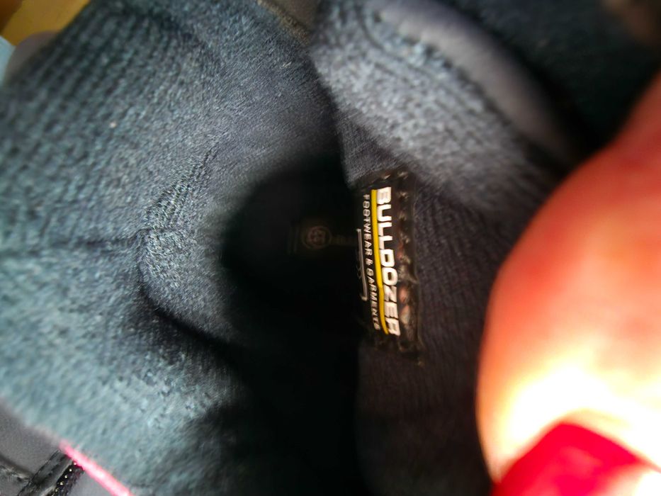 Детски      боти