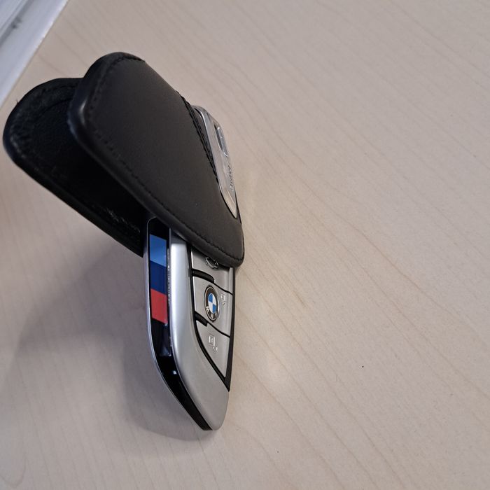 Cheie si husa din piele BMW