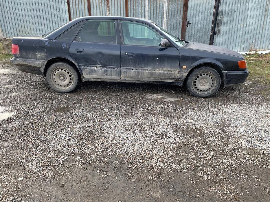 Продам машину торг уместен