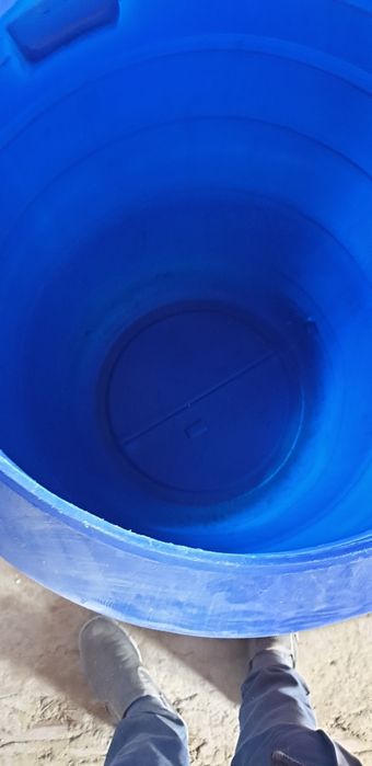 Vand butoi plastic 250 L