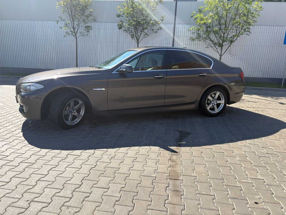 BMW 520d F10 | Volan M | Trapă | Carplay | Distribuție Schimbată
