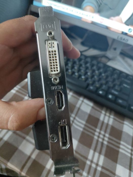 Продам видео карта Asus