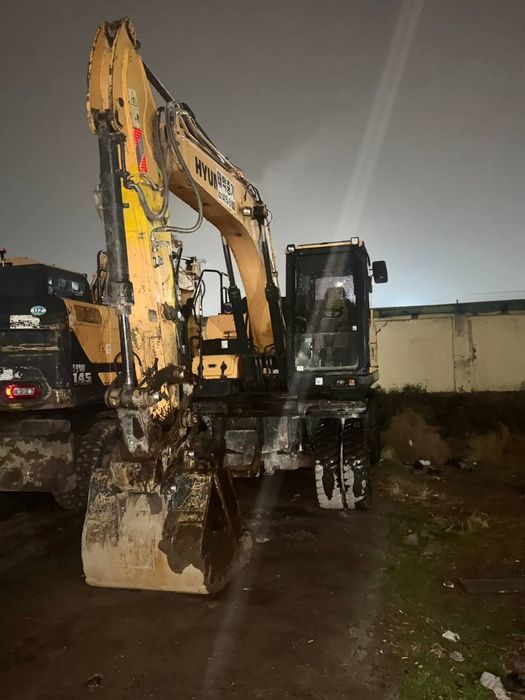 Экскаватор Hyundai