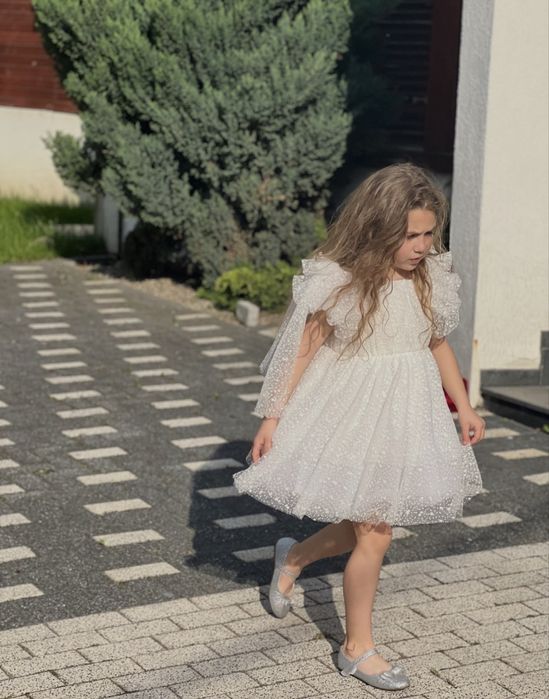 Rochita Anoucka marime 6-8 ani