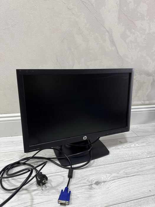 Монитор HP ProDisplay P202