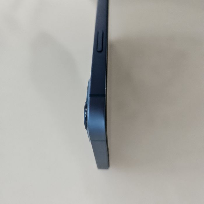 iPhone 13 син 128GB