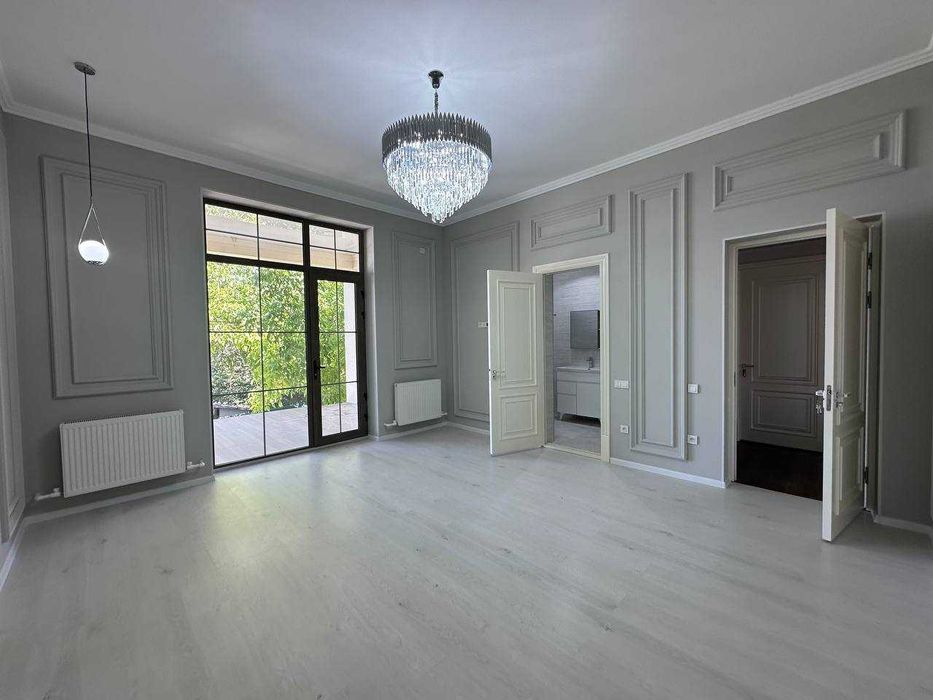 Участок 5.5 соток 2х этажный евро дом бассейн сауна