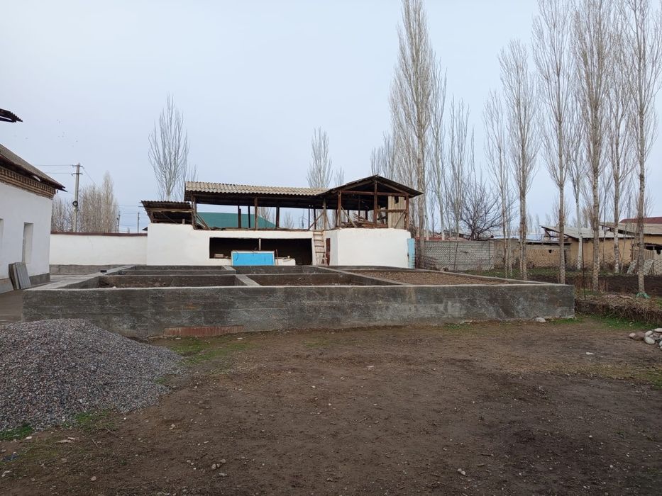 Участка сотилади срочно, тайор фундамент билан