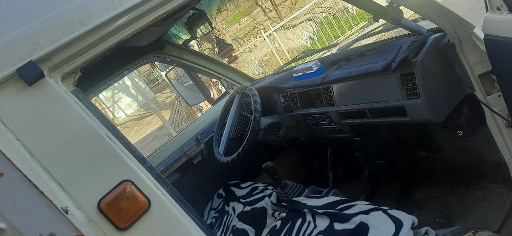 Дамас лабо сотилади