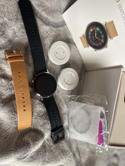 Смарт часовник HUAWEI GT 2 42mm