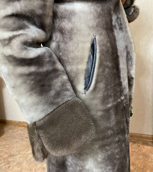 Продам шубу б/у в отличном состоянии