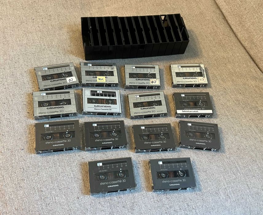Set 14 microcasete Grundig Steno Cassette 30 cu suporti