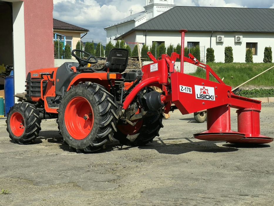 Tractor Kubota B1410 4x4 cu accesorii