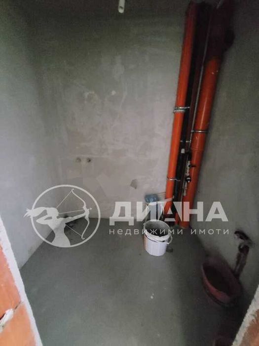 Продава се Двустаен апартамент в Пловдив, Кършияка - 70 кв.м за 1572 €/кв.м - Снимка #5