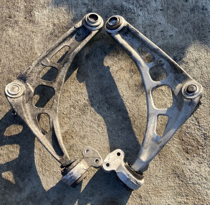 Носачи за Бмв Е46 в добро състояние