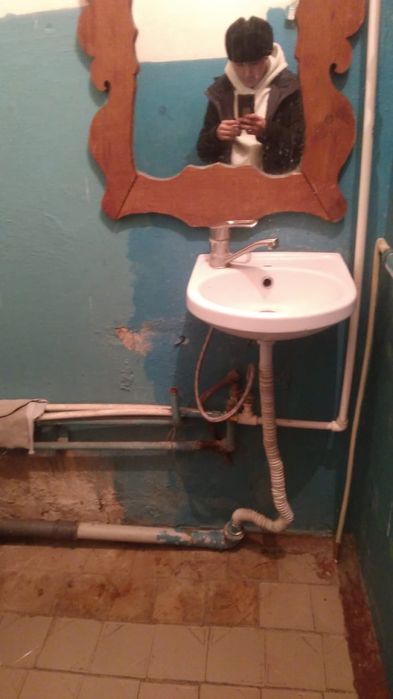 Сдам 1 ком общягу