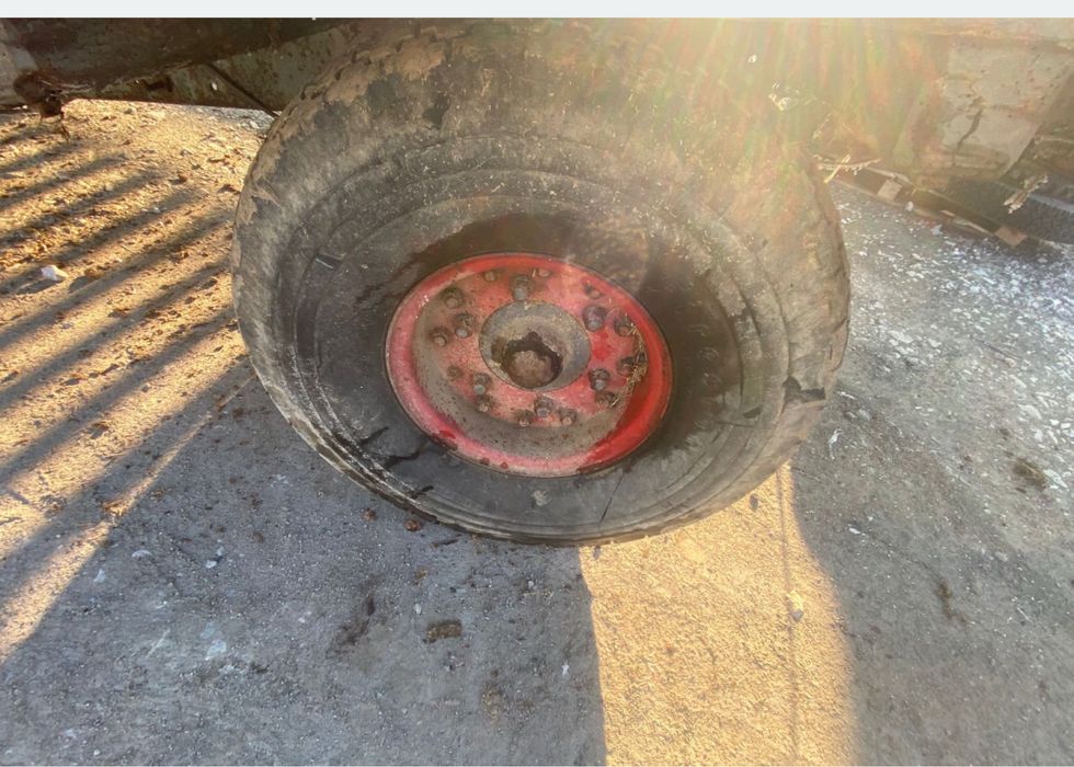 Remorca mica dupa tractor 4 tone