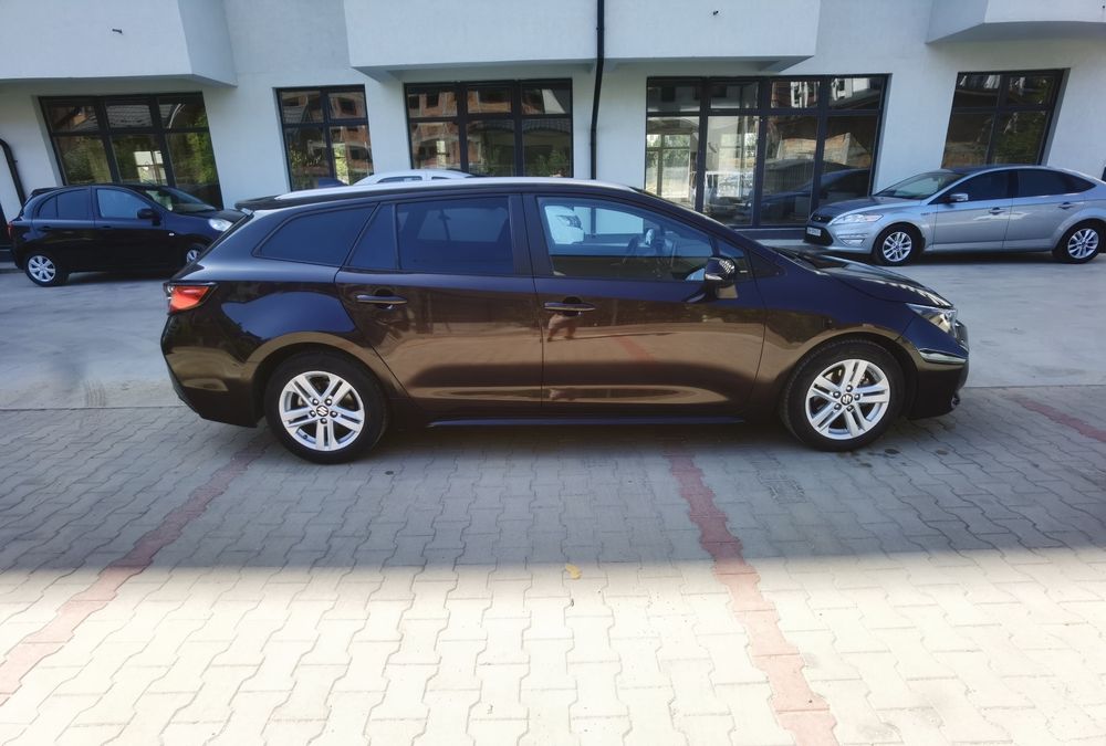 SUZUKI Swace 2022 — imagine 4