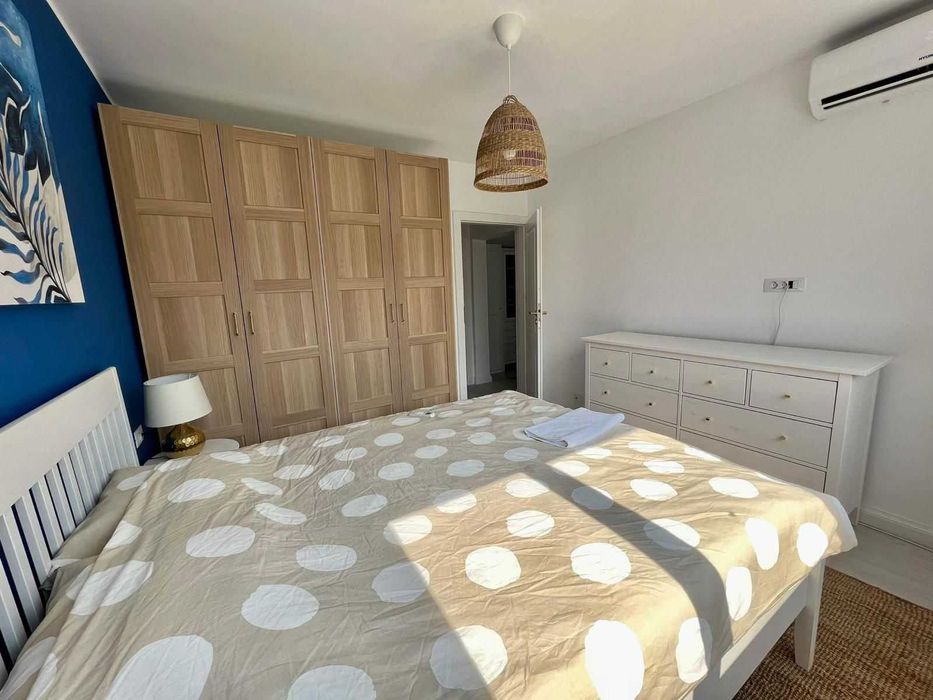 Vanzare Apartament 2 camere, Galati, zona Faleză, renovat complet, etaj 2