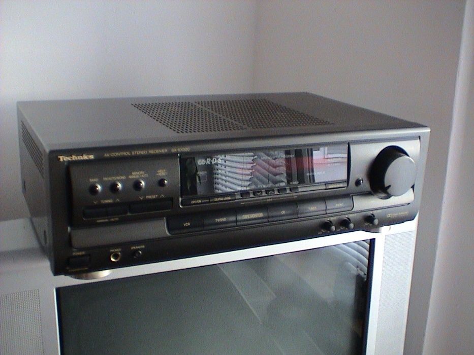 Amplificator Onkyo Integra 8450 si technics