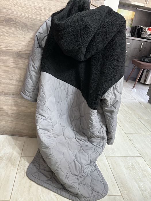 Дълго яке.