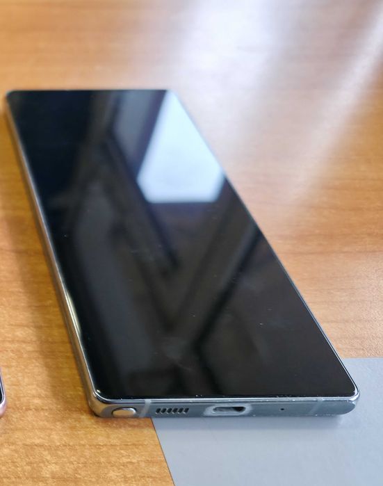 Samsung NOTE 20 4G   256gb 8 gb ram stare BUNA